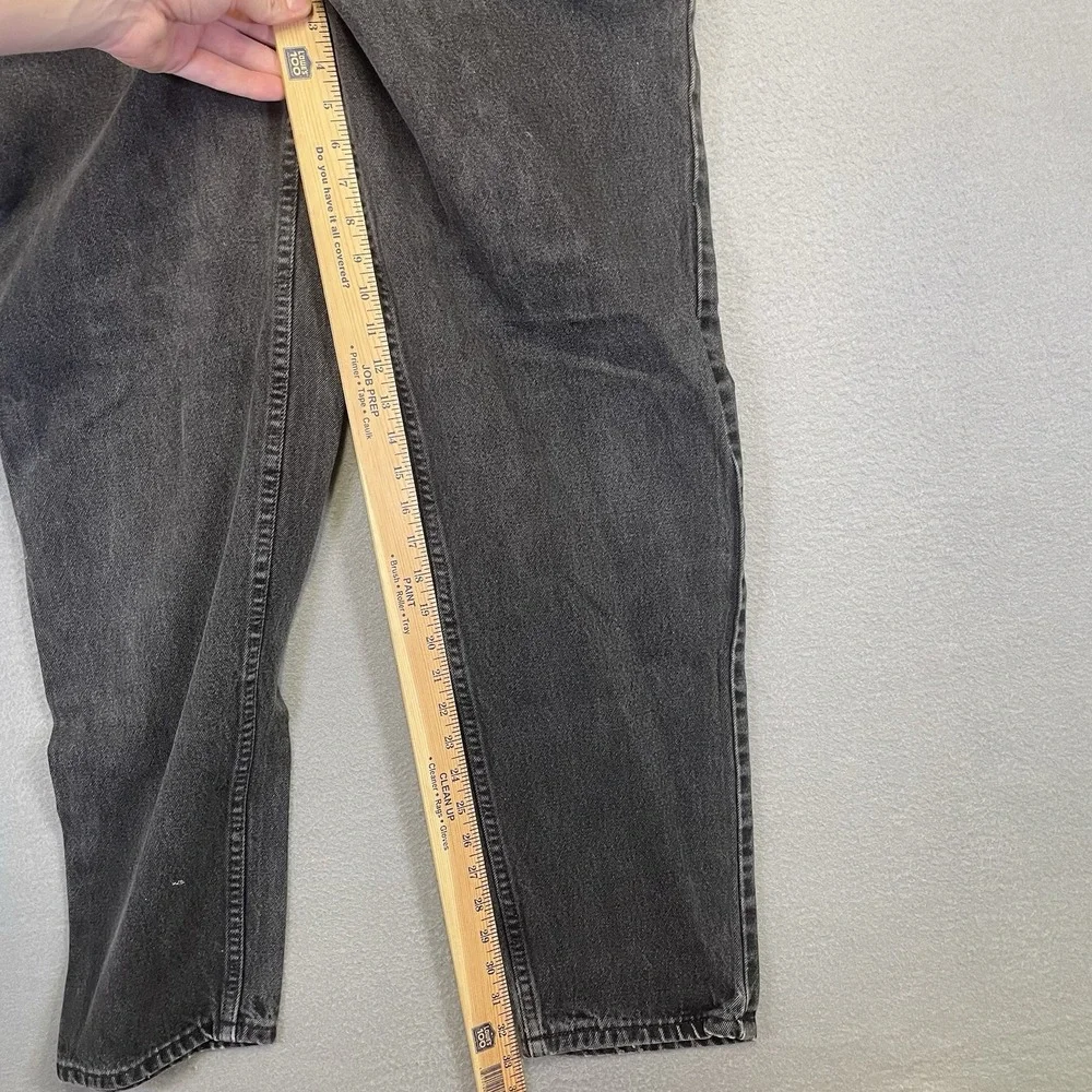 Vintage Levi’s 560-0260 Men’s W34 L34 Black Loose Fit Tapered Jeans USA